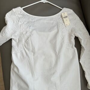 Anthropologie White Shirt new with tags Boho fitted pattern size xs